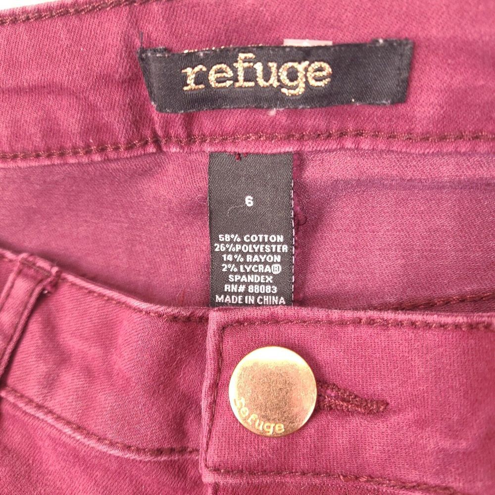 Refuge Skinny‎ Leg Jeans Women's Size 6 Burgundy Red Stretch Mid Rise - Picture 4 of 11